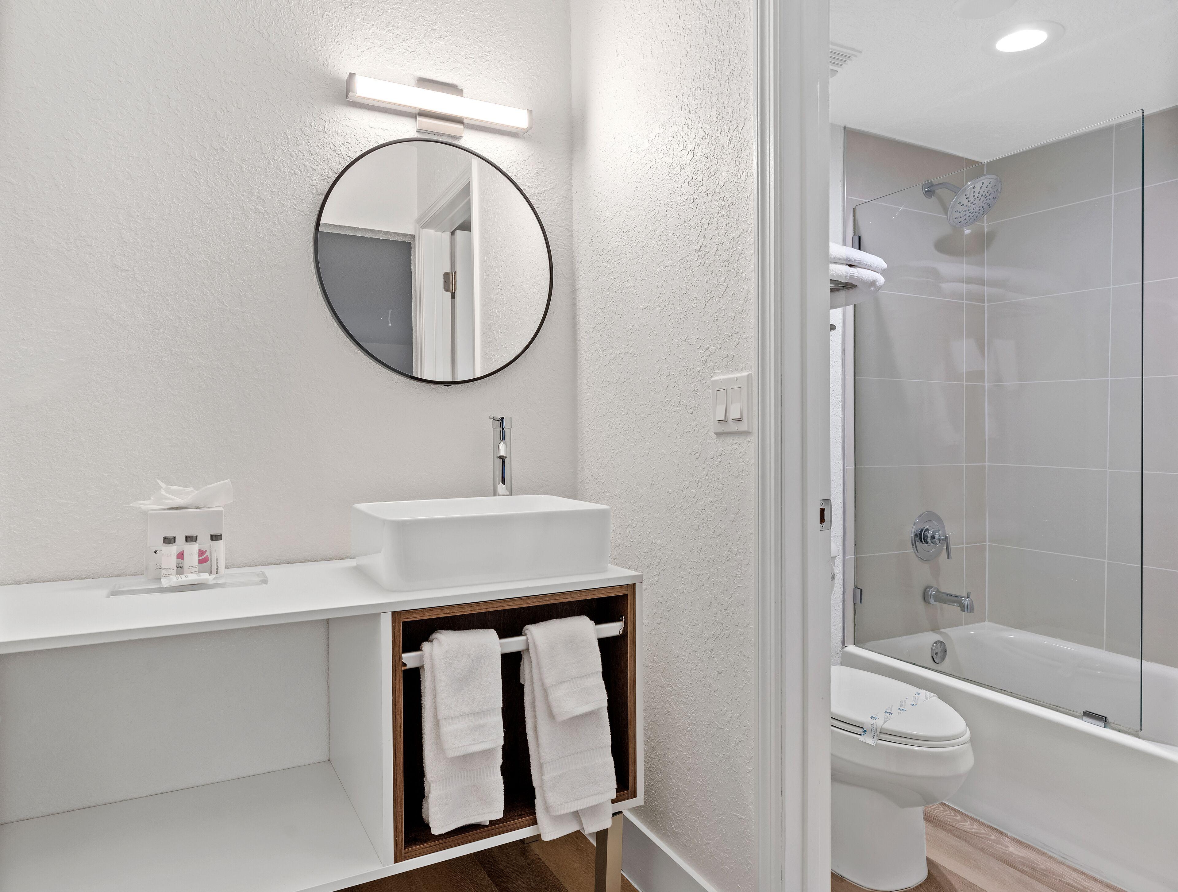 Developer Inn & Suites Airport Jax, A Baymont By Wyndham Джаксънвил Екстериор снимка